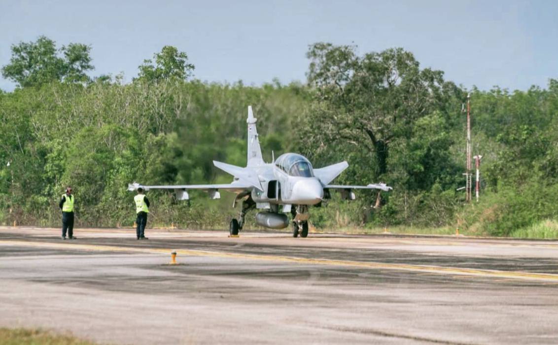 เครื่องบินขับไล่โจมตีแบบ Gripen E/F