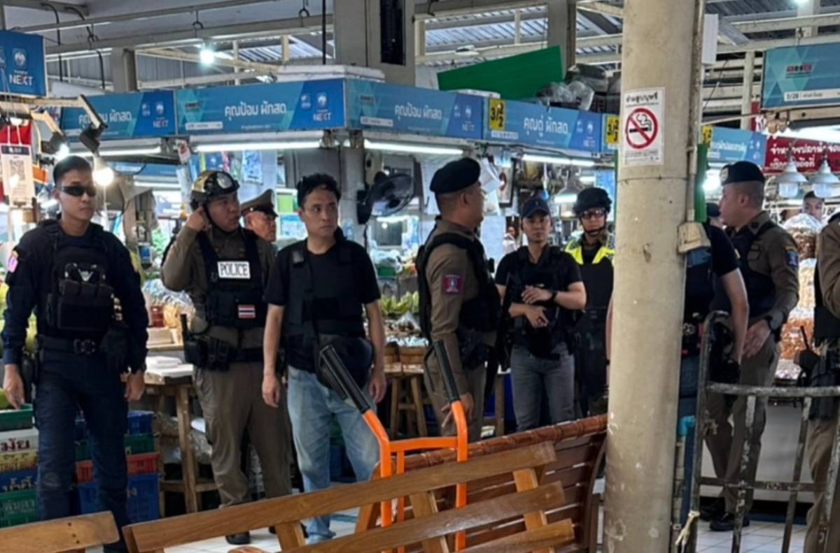 ม้านั่งคนร้ายกราดยิงอตก ยิงตัวเองดับ