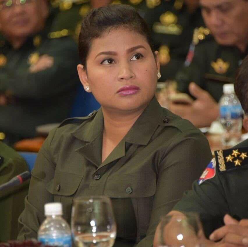 ประวัติ พลโทหญิง มาลี โสเจียตา เขมร