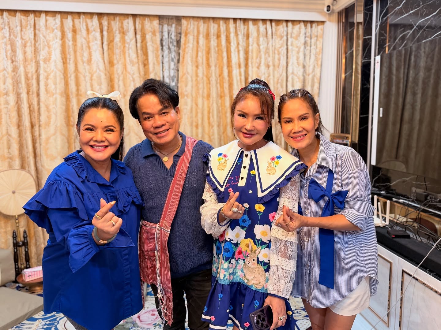 ฮาย อาภาพร เปิดบ้านทำบุญวันเกิดอายุครบ 57 ปี ไม่พลาดแจกเลขขันน้ำมนต์-5