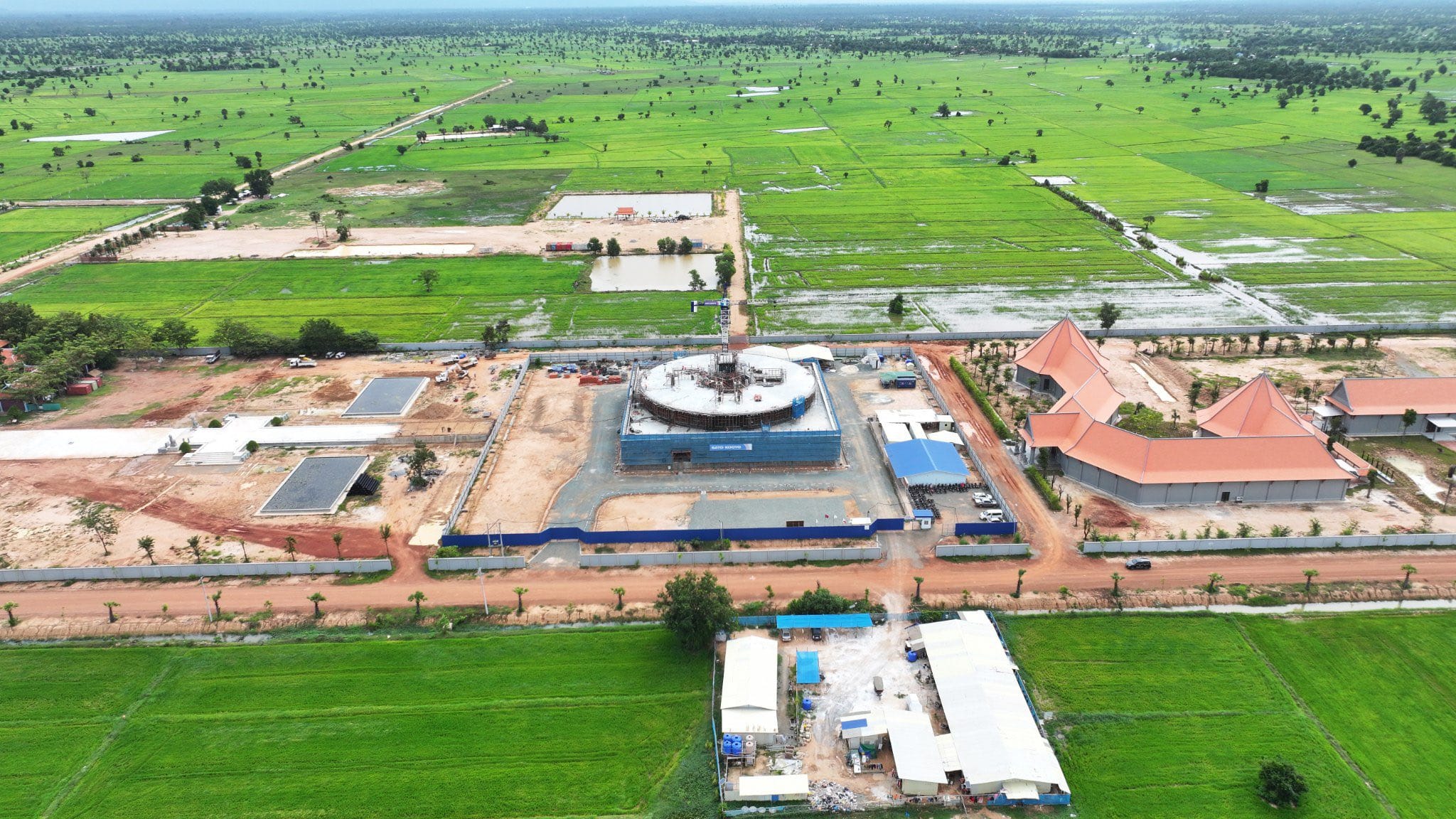 เขมรภูมิใจ สร้างตึกทรง ทุ่นระเบิด PMN-2 กลางเสียมราฐ คาดเปิดใช้ปี 69-5