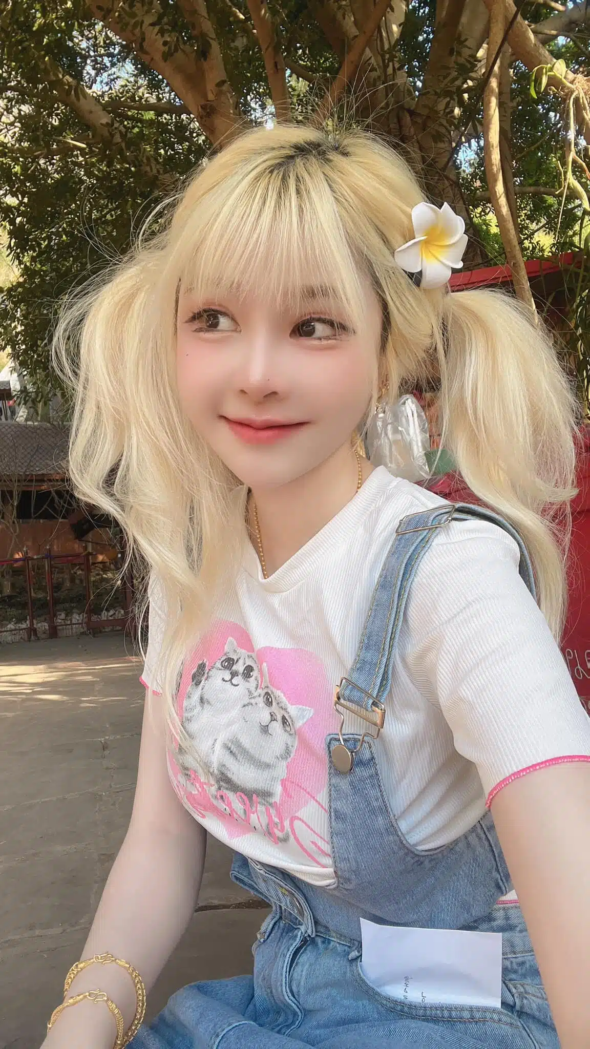 ภาพแป้งสามป๋องซาว (แป้ง สุกานดา ครองยุทธ) สตรีมเมอร์สาวสวย