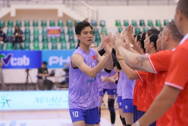 ตู้เย็น ถอนตัวชิงแชมป์โลก เพื่อปกป้องศักดิ์ศรีของตัวเองและหลีกเลี่ยงความเสี่ยงที่ไม่จำเป็นต่อทีม