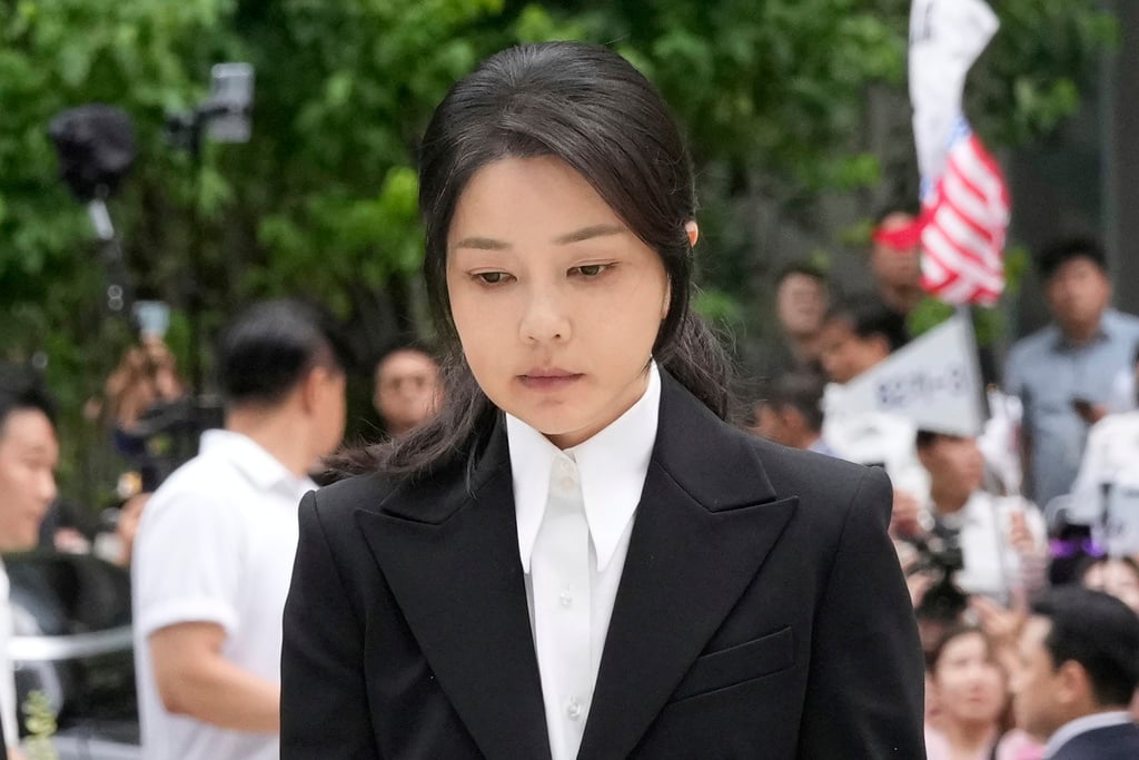 คิม กอนฮี ภริยาของ นายยุน ซอกยอล อดีตประธานาธิบดีเกาหลีใต้