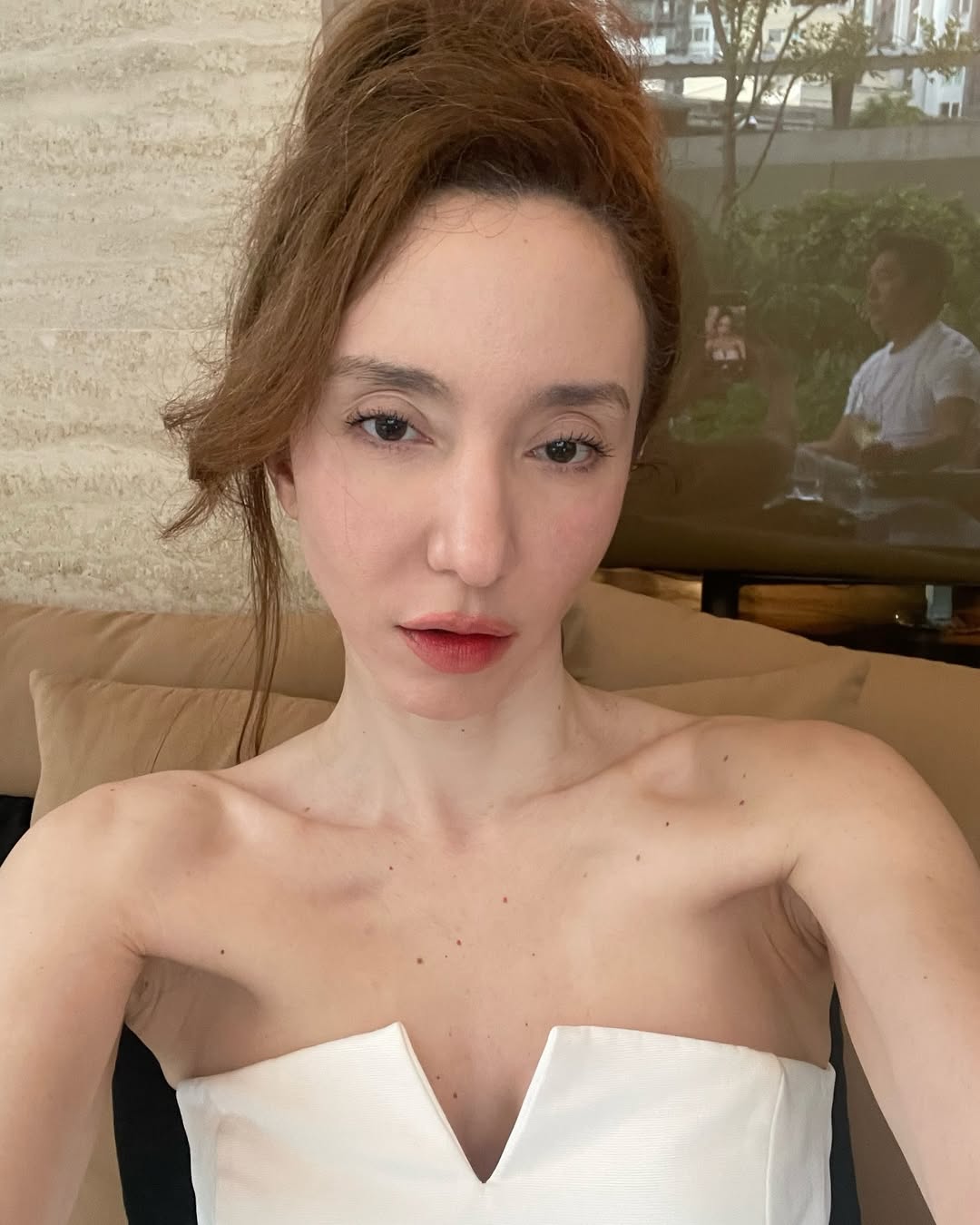 คลาวเดีย จักรพันธุ์ - 2