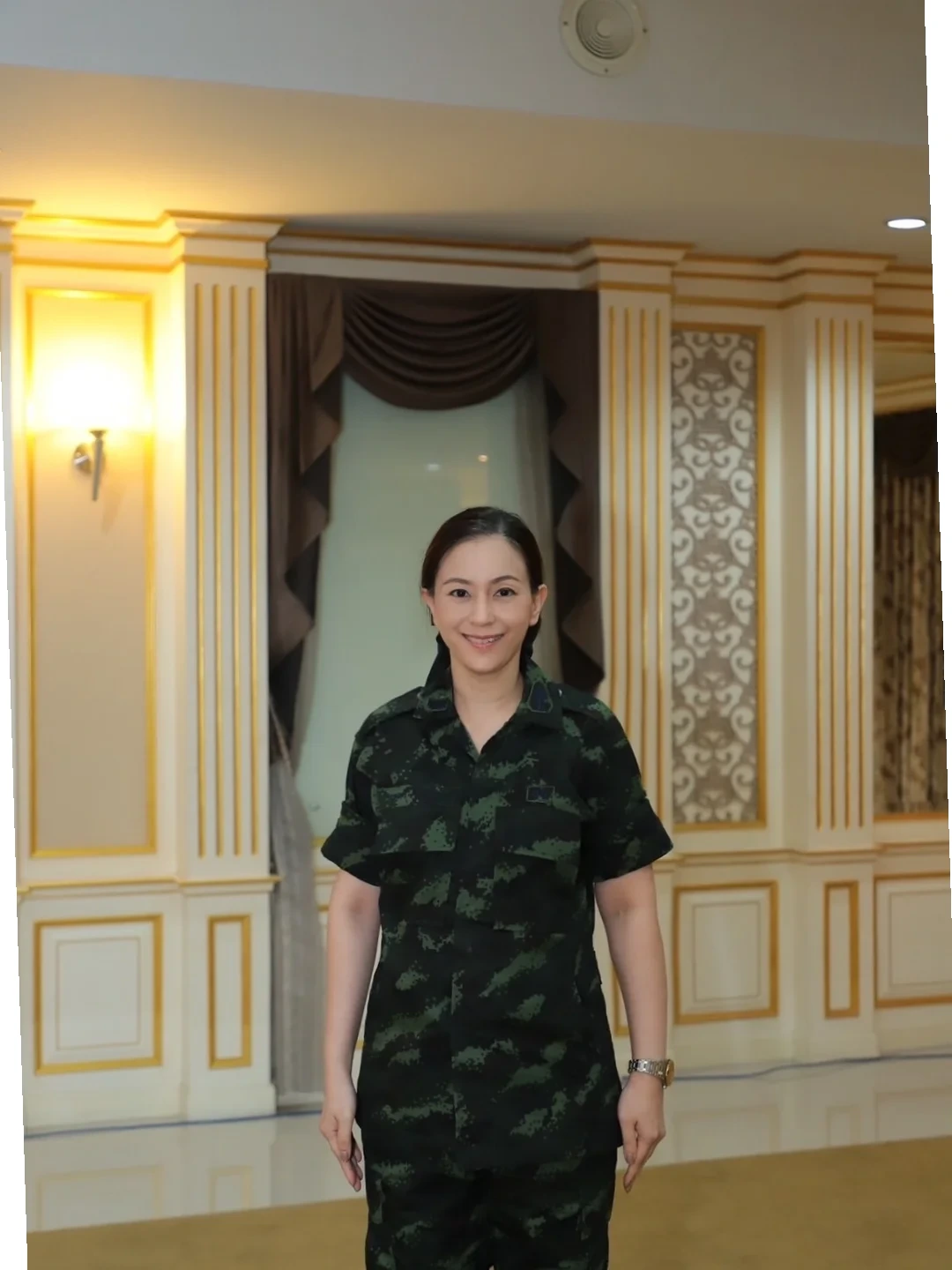 โอ๋ ญดา โชติชูตระกูล ผู้ช่วยโฆษกกองทัพบก