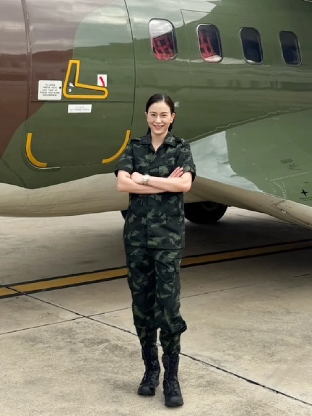 พ.ท.หญิง ญดา โชติชูตระกูล อดีตนางเอกดังยุค 90