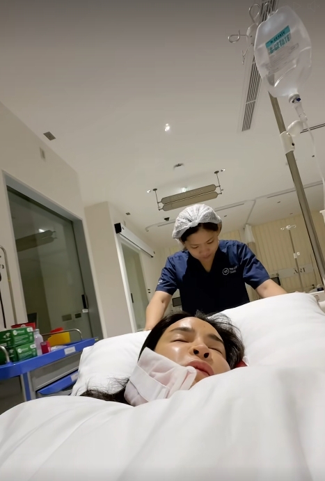 นัท นิสามณี แชร์อุทาหรณ์ ฉีดหน้ากับหมอกระเป๋า สุดท้ายเน่า ต้องเข้าผ่าตัดด่วน-10