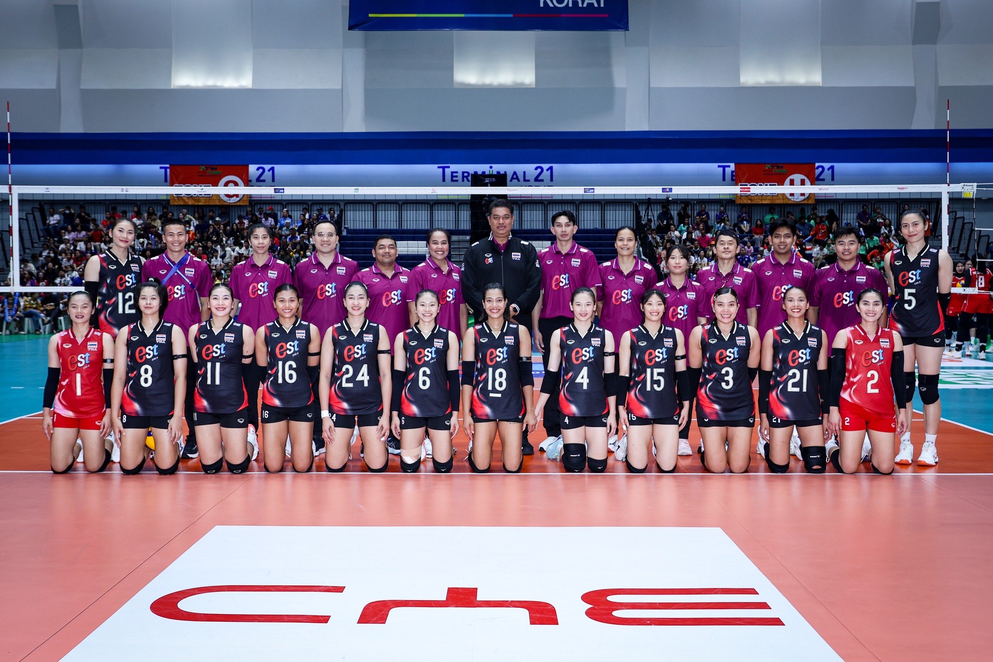 ภาพถ่ายรวมทีมวอลเลยบ์บอลหญิงทีมชาติไทย 2025