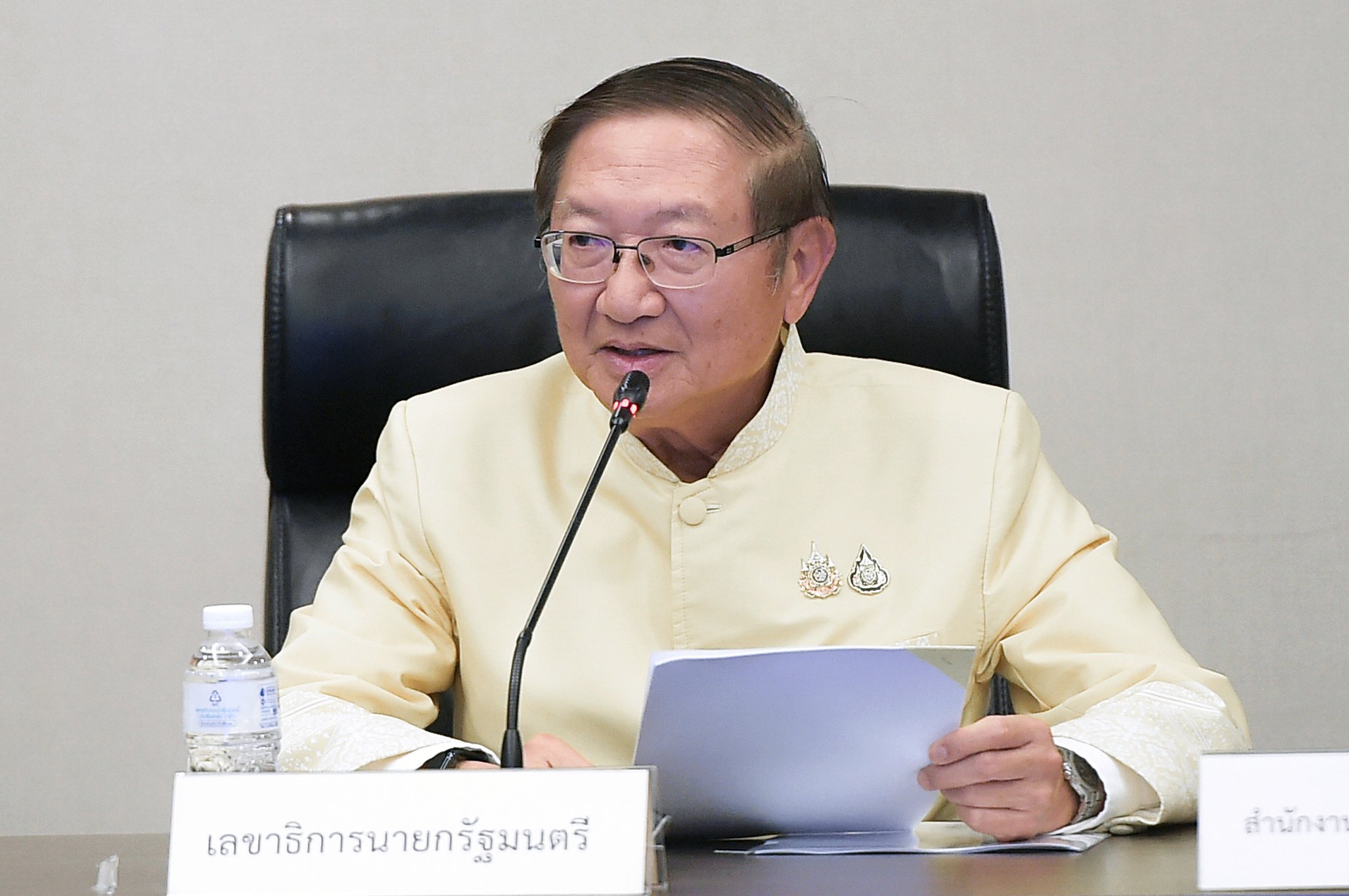 นพ.พรหมินทร์ เลิศสุริย์เดช เลขาธิการนายกรัฐมนตรี
