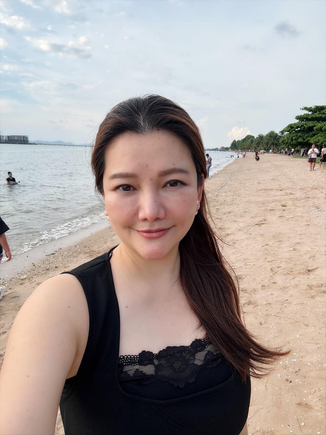 หมอแอร์ อาจรอดคุก