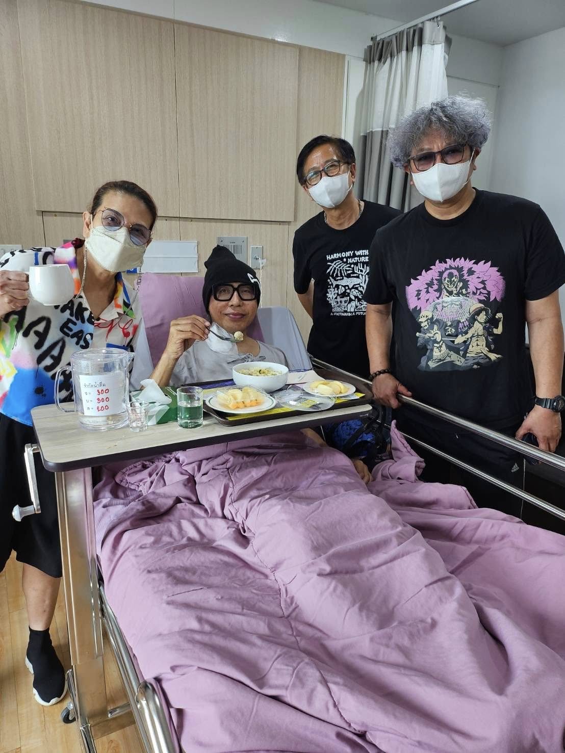 อัปเดตอาการ มัม ลาโคนิค ล่าสุดกำลังใจดี-แข็งแรงขึ้นมาก-3