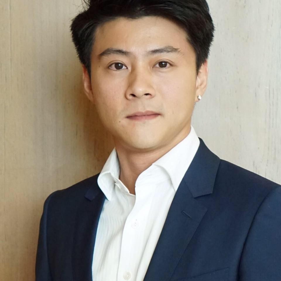 เปิดโพสต์ล่าสุด ไฮโซบอส ยอมรับ เมาขาดสติ หอบพวงมาลัยขอโทษตำรวจกลางสน.