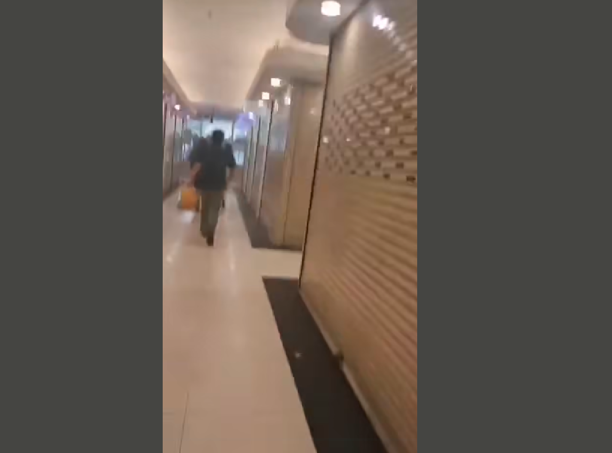 ไฟไหม้แพลตตินัม ประตูน้ำ 23 สิงหา