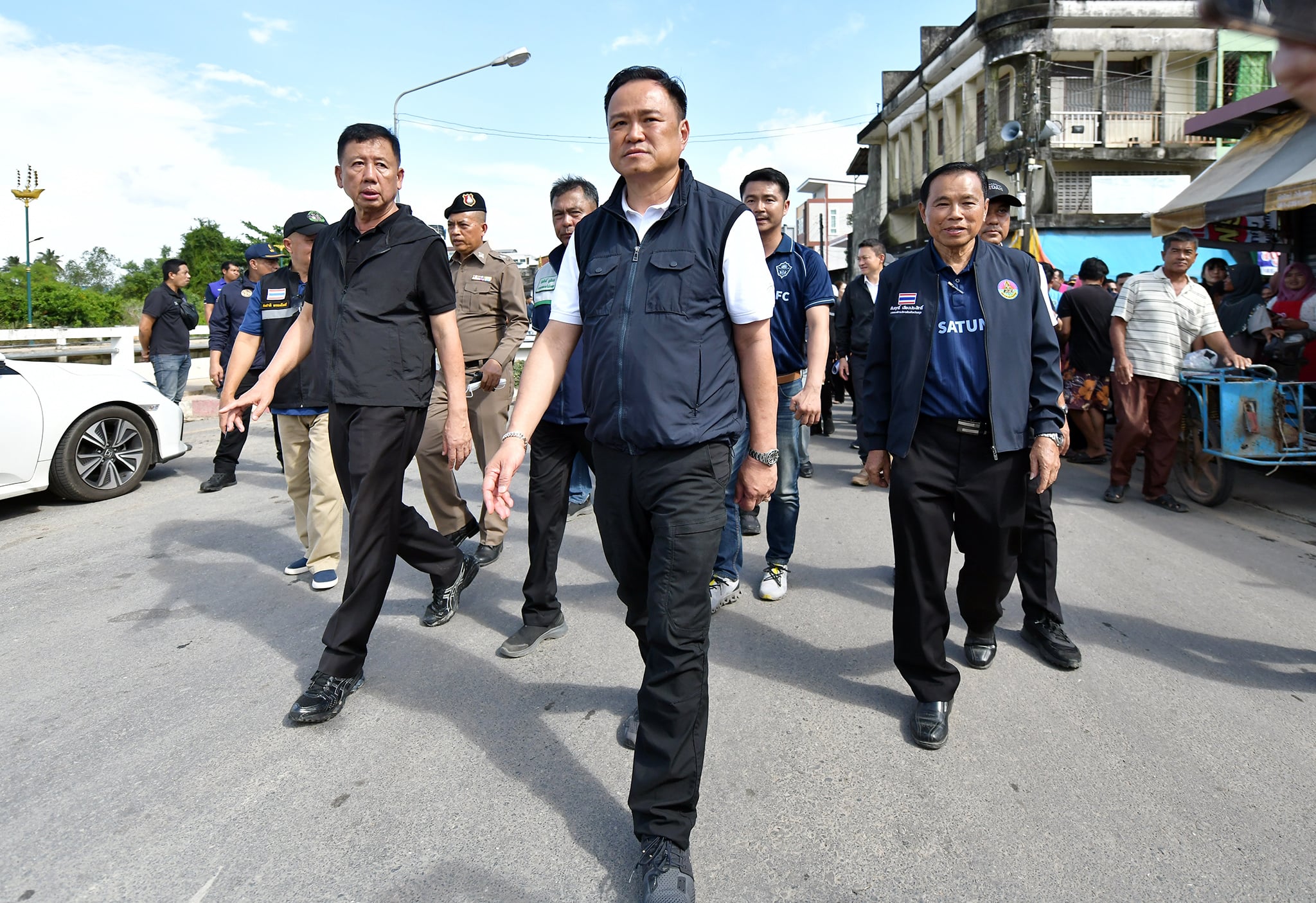 ประวัติ อนุทิน อดีตนายกฯ คนที่ 32-3