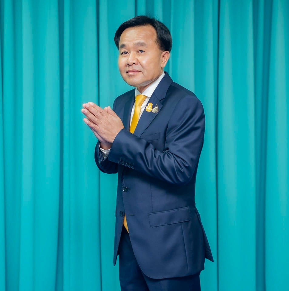 ประวัติ จ่าเอกยศสิงห์ เหลี่ยมเลิศ อดีตคณะก้าวหน้า สู่ รมว.อุตสาหกรรม อนุทิน 1ประวัติ จ่าเอกยศสิงห์ เหลี่ยมเลิศ อดีตคณะก้าวหน้า สู่ รมว.อุตสาหกรรม อนุทิน 1