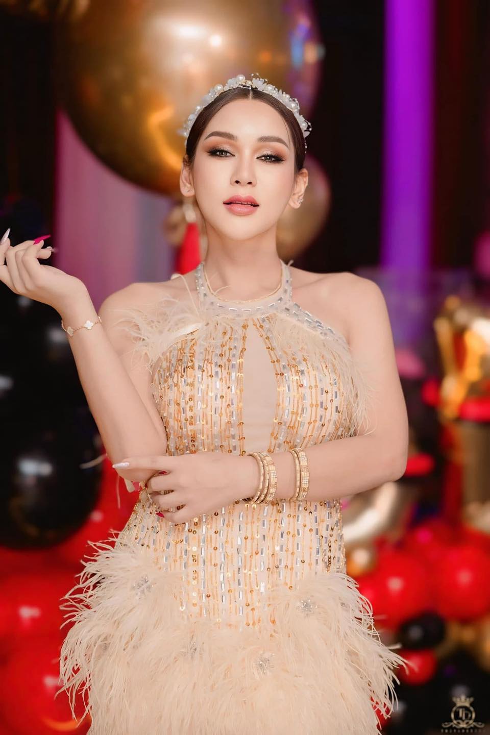 เจ๊นุ๊กบารมีเฮง