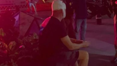 แก๊งสาวสองรุมทำร้ายชาวอังกฤษ