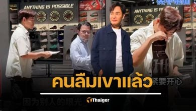 กัวจิ้นอัน (Roger Kwok) พระเอกดังฮ่องกง โพสต์คลิปยืนแจกใบปลิวกลางถนนแต่กลับไม่มีใครจำได้