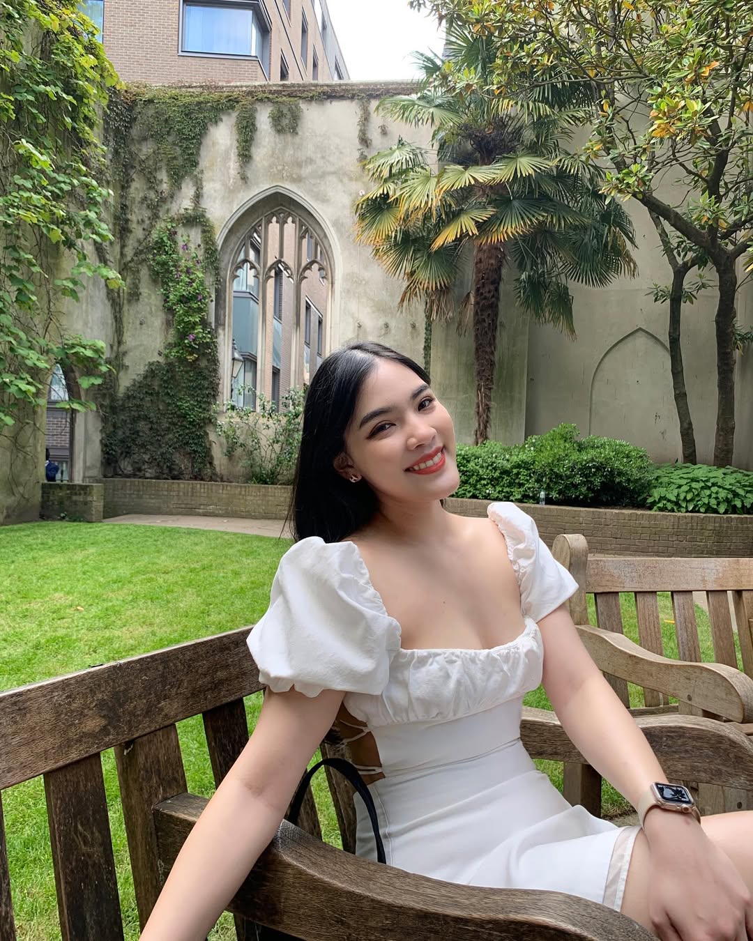 เปิดวาร์ป ทนายฟ้าใส ลูกสาวคนเก่ง ทนายกระดูกเหล็ก ผู้ครองหัวใจนร.โหนกระแสวันนี้-10