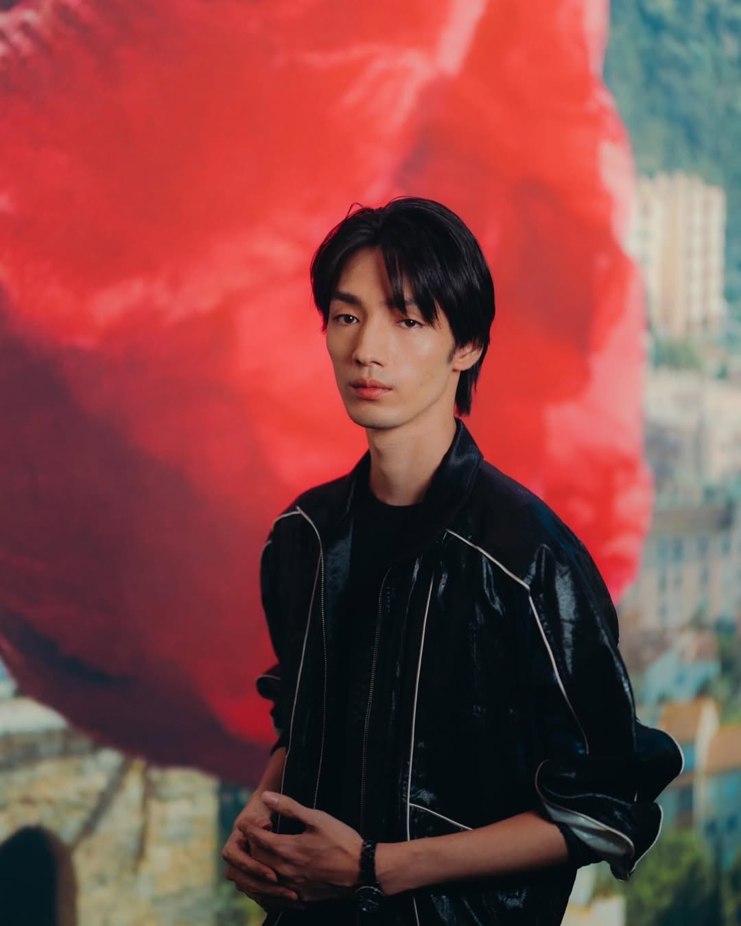 อนาคตดับ! นักแสดงดาวรุ่ง วัย 26 ปี ถูกจับคาบ้านพัก ต้นสังกัดแถลงขอโทษแฟนๆ ทีมงานซีรีส์เร่งลบทุกฉากออกก่อนฉายตอนสุดท้ายอาทิตย์นี้-4