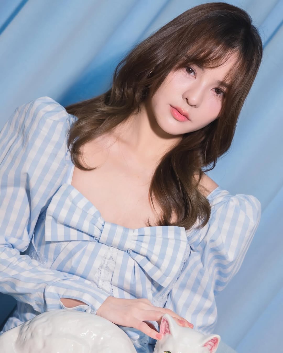ออม สุชาร์ - 2