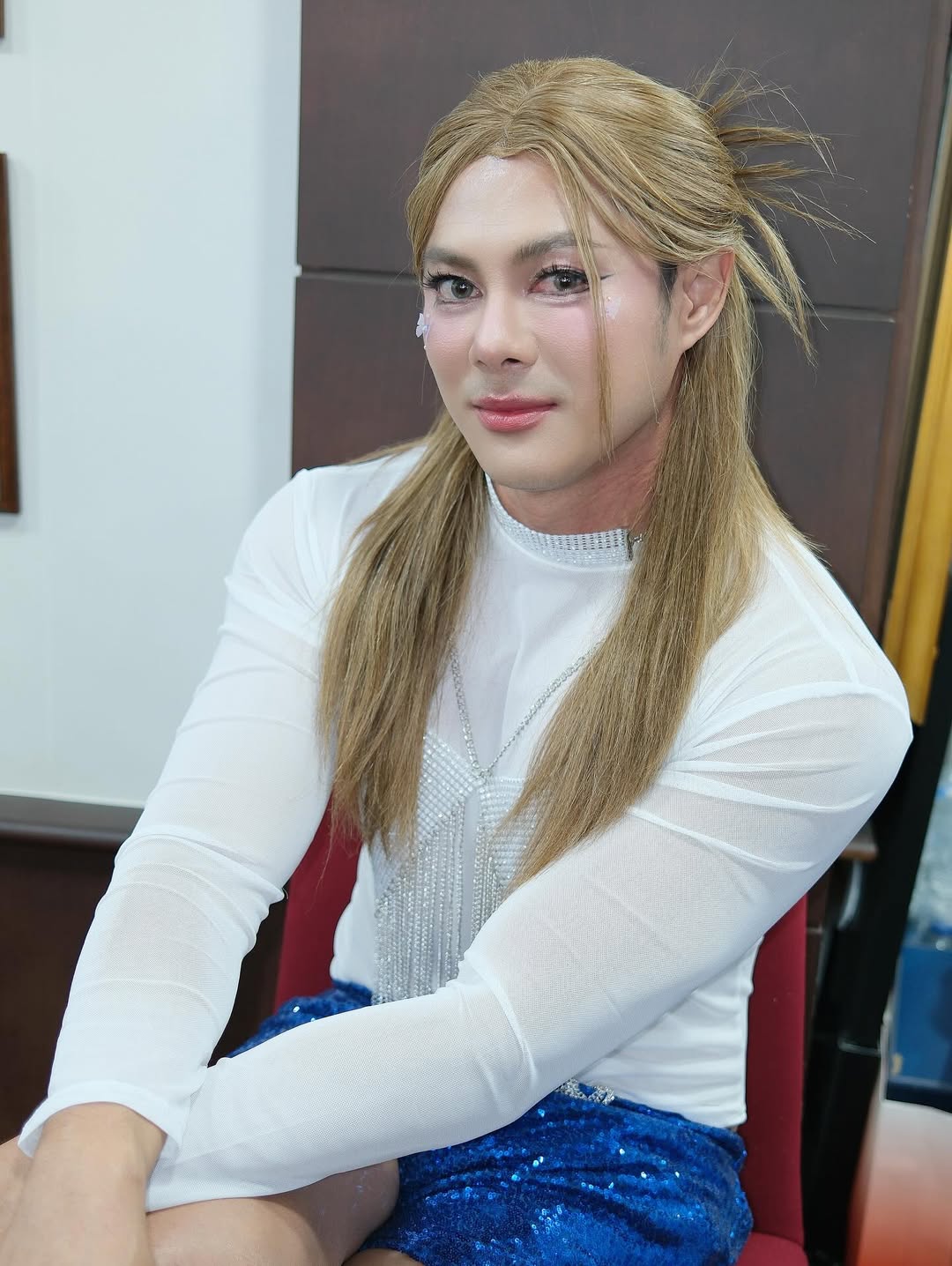 นักแสดงดัง สลัดคราบหนุ่มกล้ามโต แต่งหญิงสวยฉ่ำ คนแห่คอมเมนต์ชมไม่ขาดสาย-4