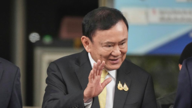 ทักษิณ กลับไทยไม่หนี โผล่ชื่อ "น้องสาว" นั่งเครื่องบินเจ็ทกลับมาด้วย