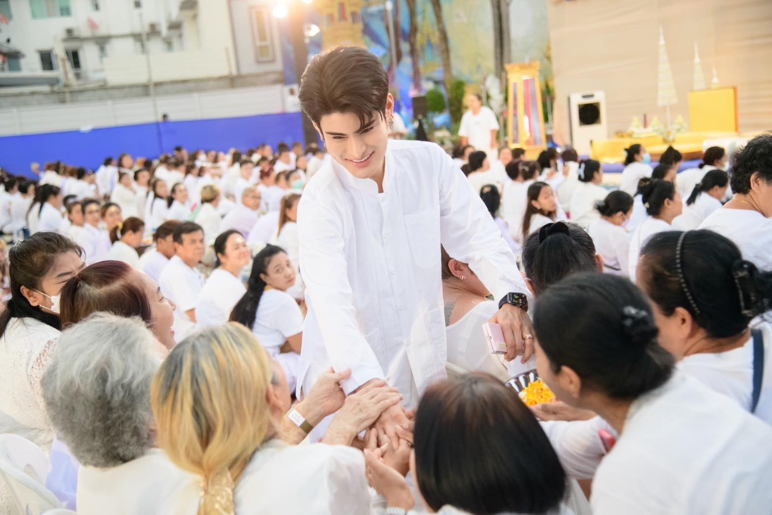 ประวัติ เอ จักรพรรดิ จากเด็กบ้านจน-หนี้ท่วมหัว สู่เจ้าของธุรกิจและผู้นำพลังศรัทธา-2