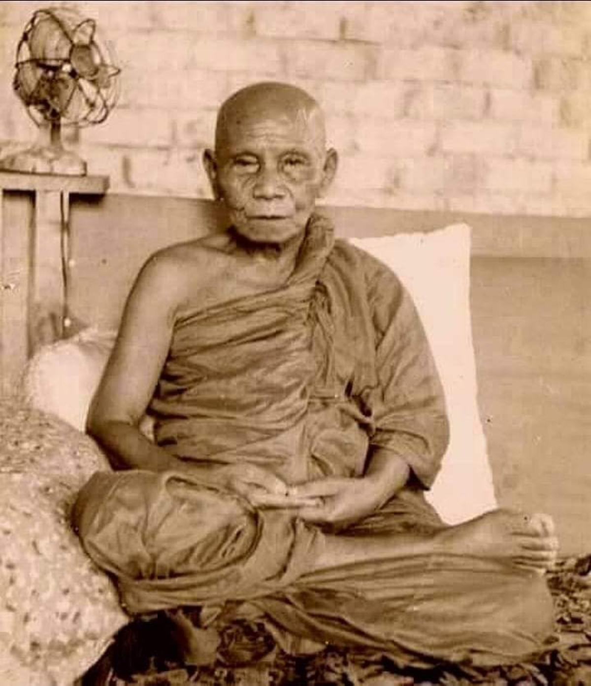 พ่อท่านคล้าย วาจาสิทธิ์ ประวัิตพระอุเชนทร์ นครศรีธรรมราช
