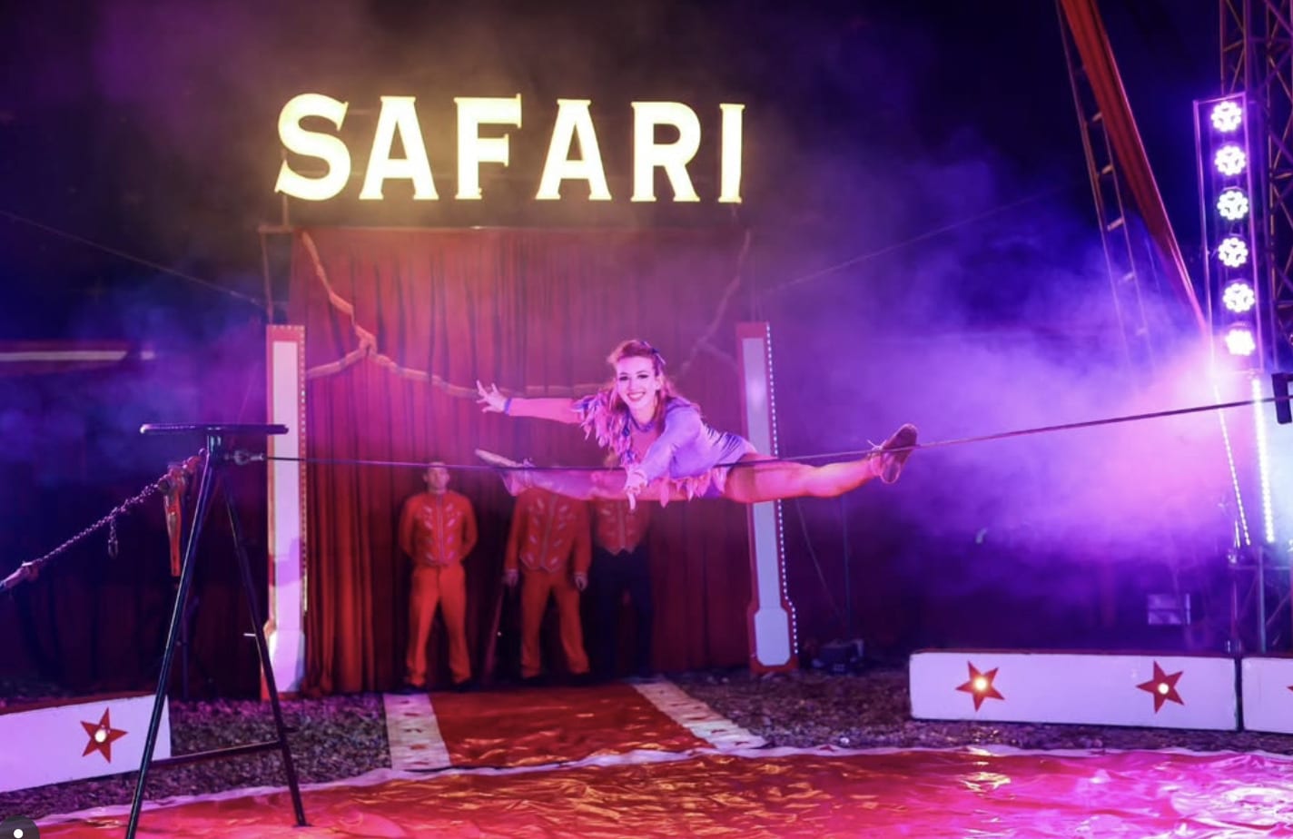 "มารินา บี" นักแสดงชาวสเปนวัย 27 ปี ร่วงกระแทกพื้นระหว่างแสดงกายกรรมที่เยอรมนี ไม่ได้ใช้เชือกนิรภัย ผู้ชมกรีดร้องระงม พ่อแม่รีบปิดตาบุตรหลาน