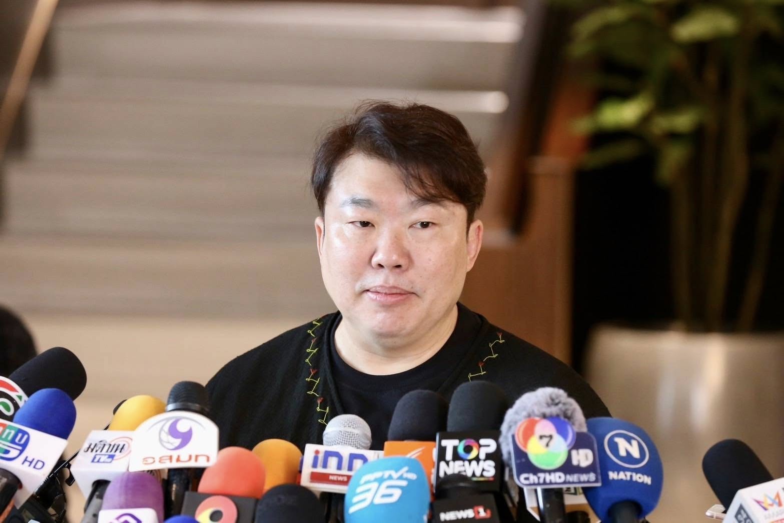 นายสิริพงศ์ อังคสกุลเกียรติ รองหัวหน้าพรรคภูมิใจไทย ให้สัมภาษณ์ประเด็นบัญชีม้า