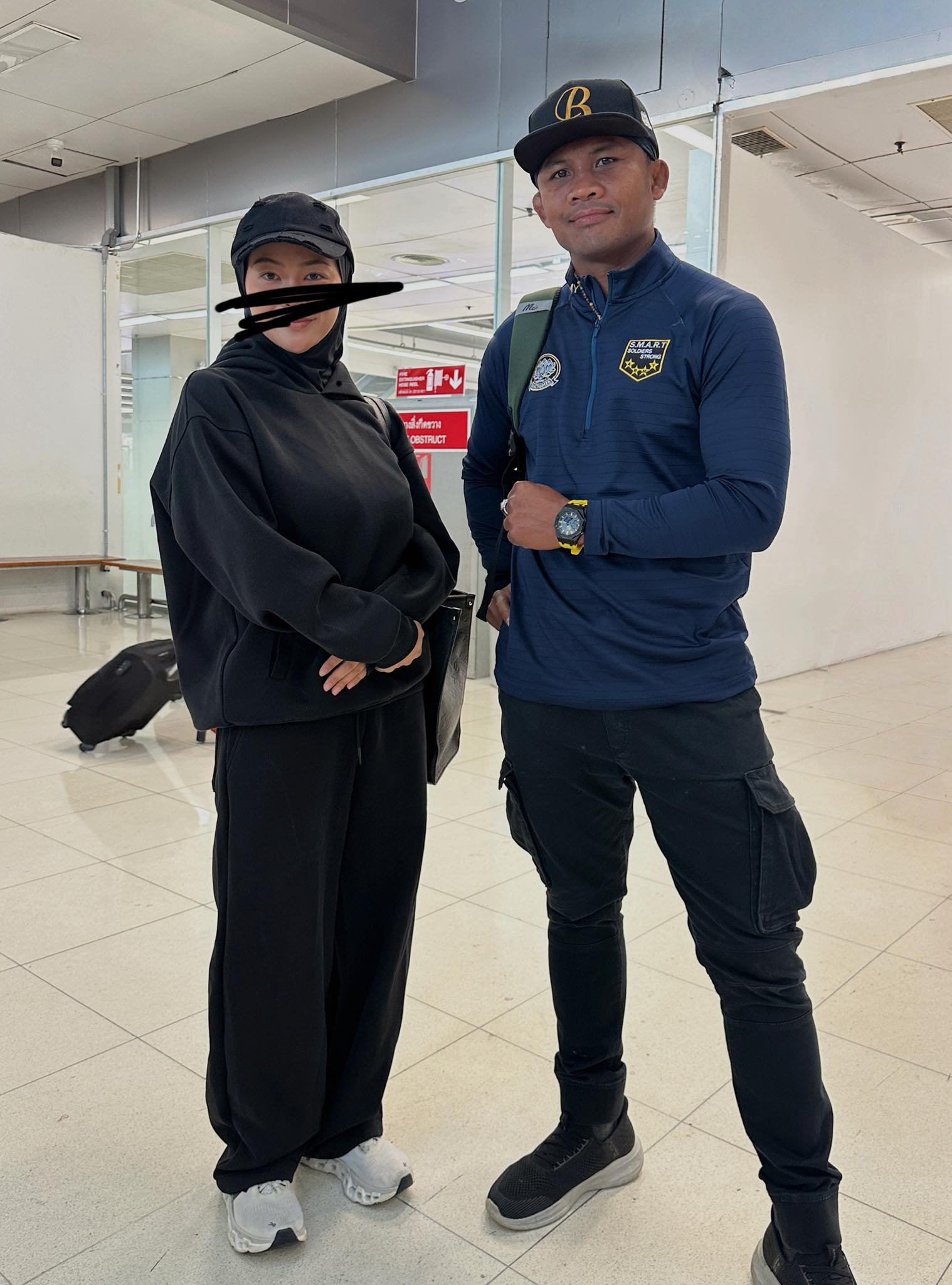 เร เรวดี โพสต์รูปคู่บัวขาว