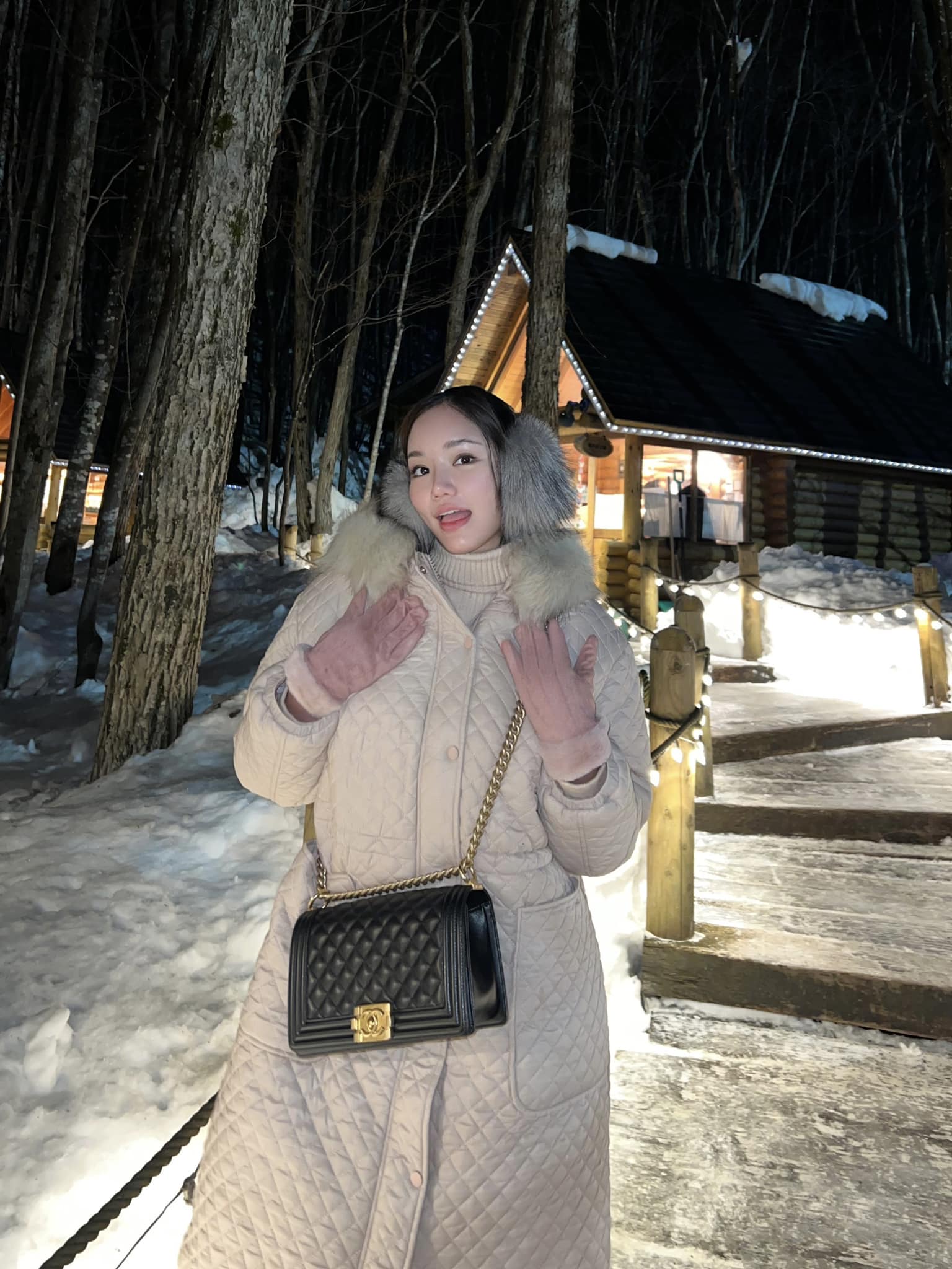 แห่ขุดภาพ เบบี๋ อดีตมิสแกรนด์ประจวบฯ ใช้ชีวิตหรูขัดเรื่องเล่าให้โหนกระแส-6