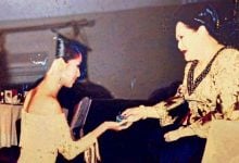 &quot;เบนซ์ พรชิตา&quot; เผยภาพความภูมิใจ ครั้งเคยถวายงาน แฟชั่น-โชว์ผ้าไทย &quot;สมเด็จพระพันปีหลวง&quot;