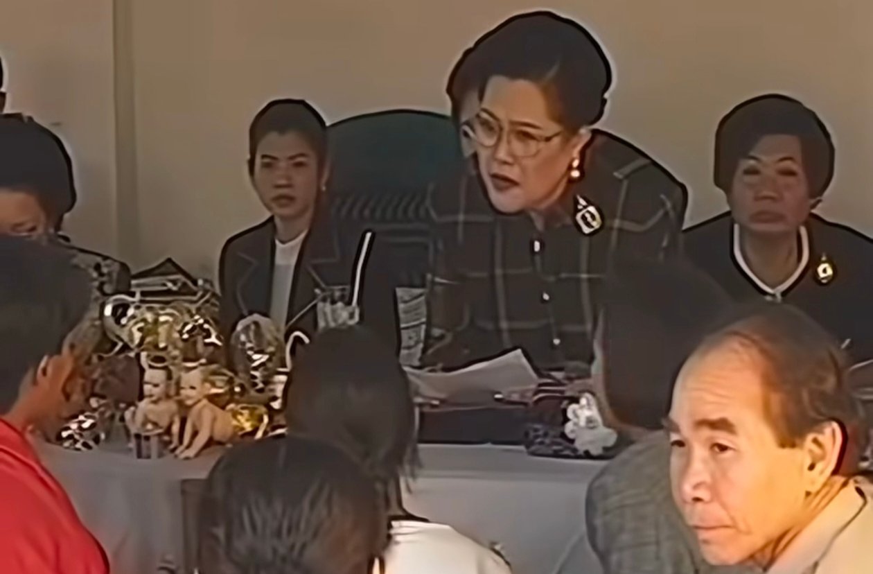 ศูนย์ศิลปาชีพบางไทร สมเด็จพระพันปีหลวง