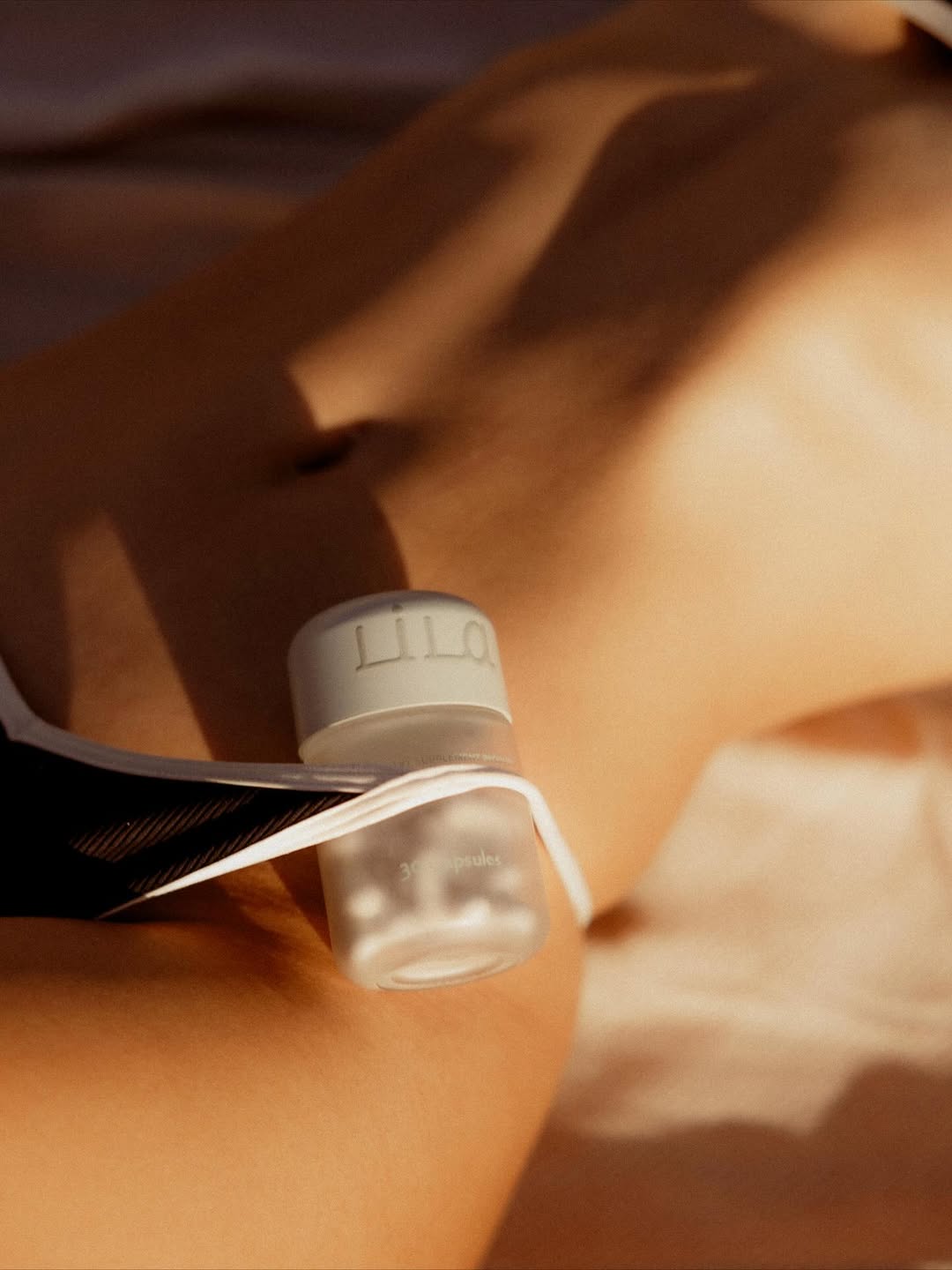 ปู ไปรยา ฟาดบิกินีตัวจิ๋ว อวดหุ่นเซี๊ยะท้าแดดริมชายหาด เซ็กซี่ทะลุจอ-4