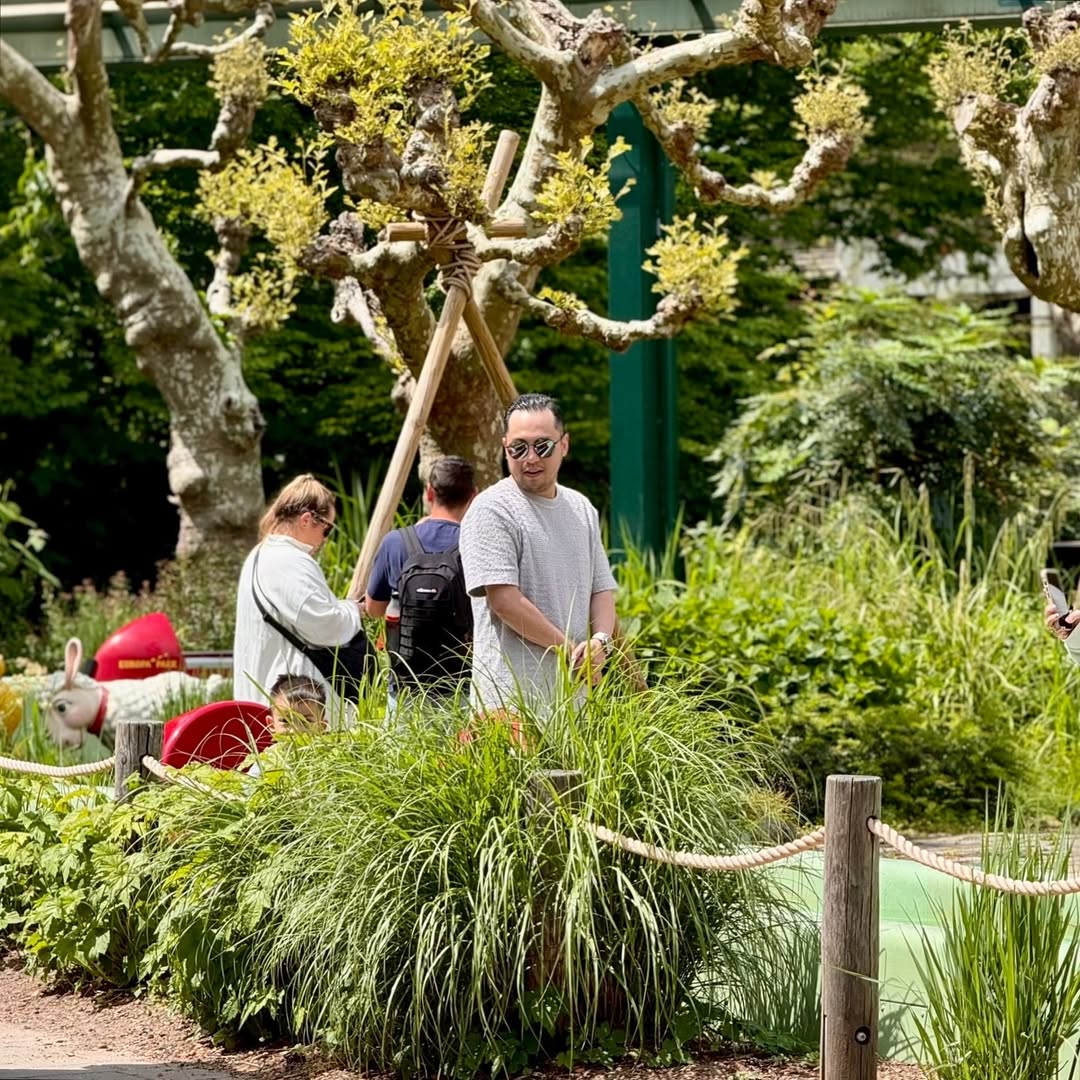 เซบาสเตียน พาลูก ๆ เที่ยวสวนสนุก สุดอบอุ่น พร้อมสาวข้างกายที่ทุกคนคุ้นตา-3