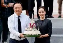 อนุทิน ชาญวีรกูล และ จ๋า ธนนนท์-2