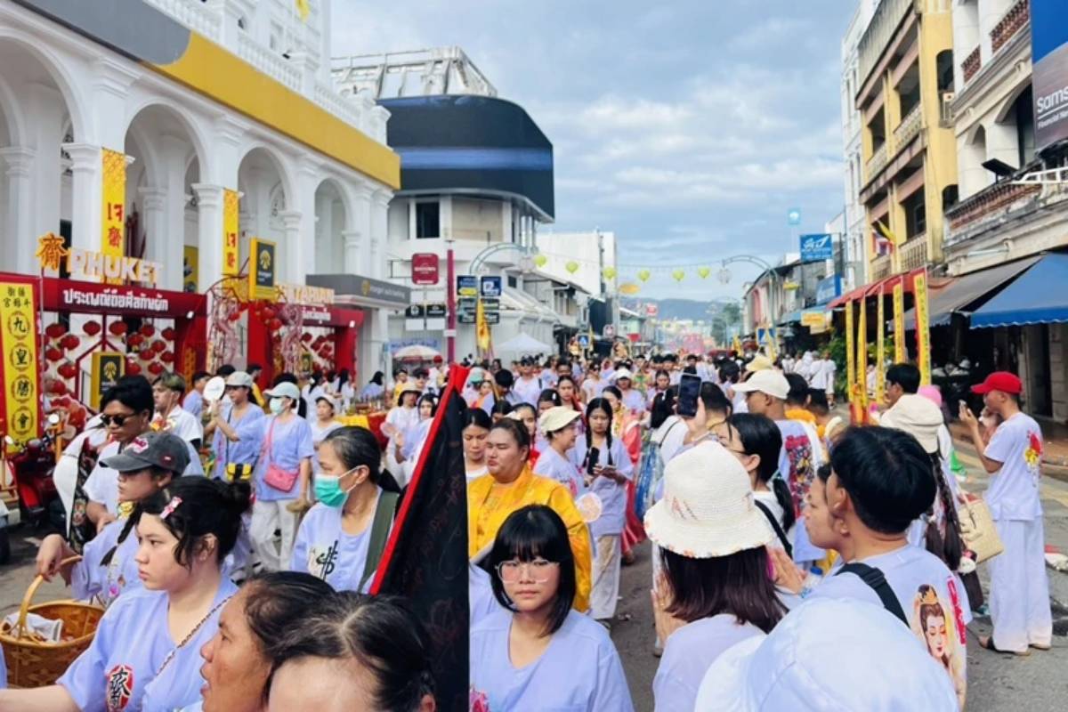 ประเพณี ถือศีล กิน ผัก ภูเก็ต