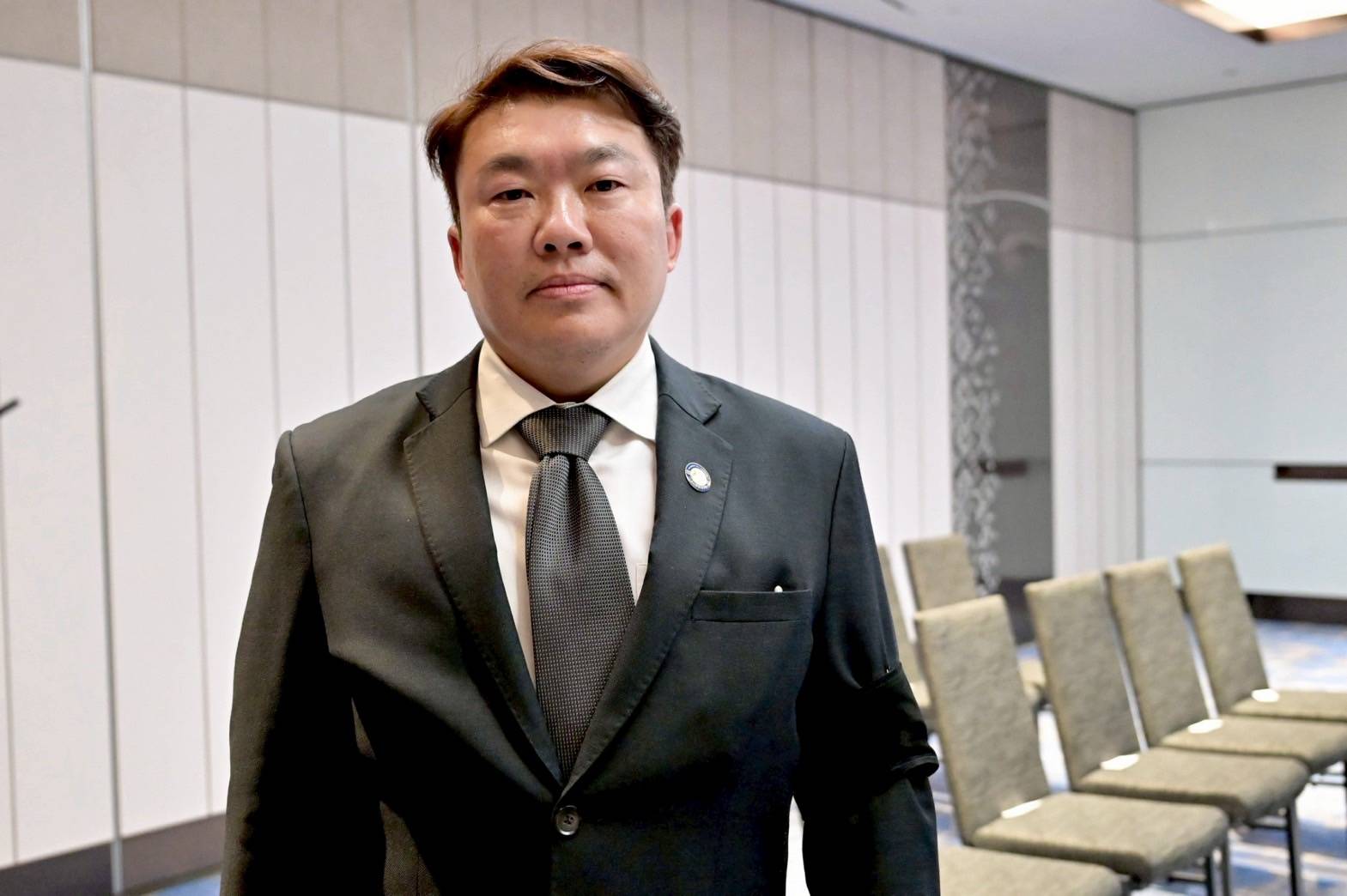 นายสิริพงศ์ อังคสกุลเกียรติ โฆษกรัฐบาล