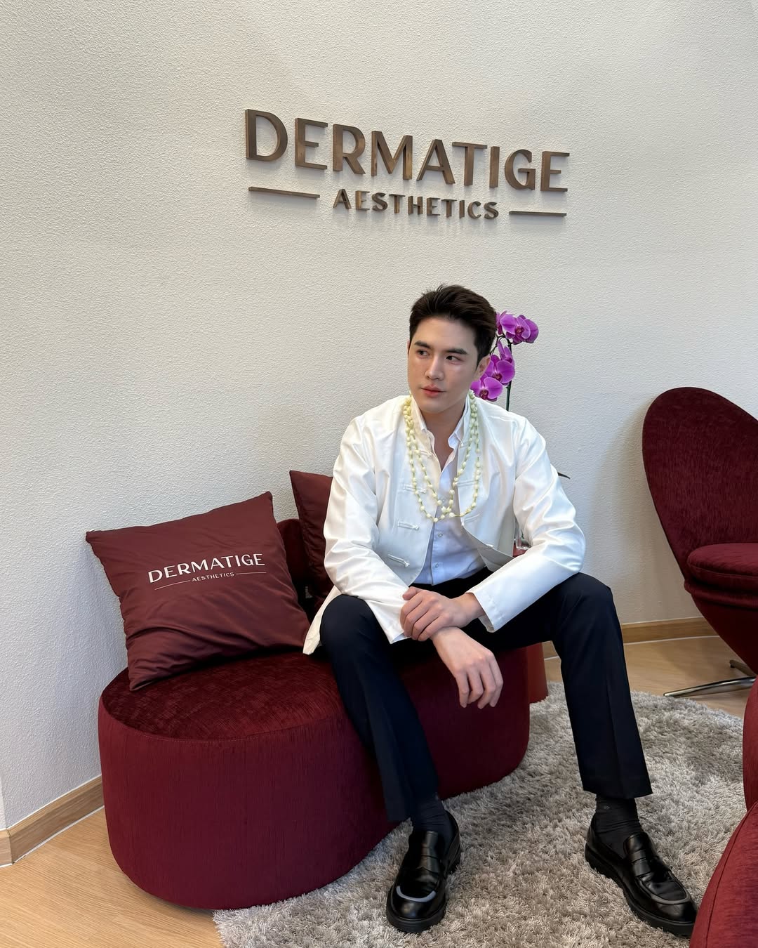 ประวัติ หมอต่อ ภาณุพงศ์ แพทย์ความงามชื่อดัง ที่เคยเกือบได้เป็นสจ๊วต-จิตแพทย์-4