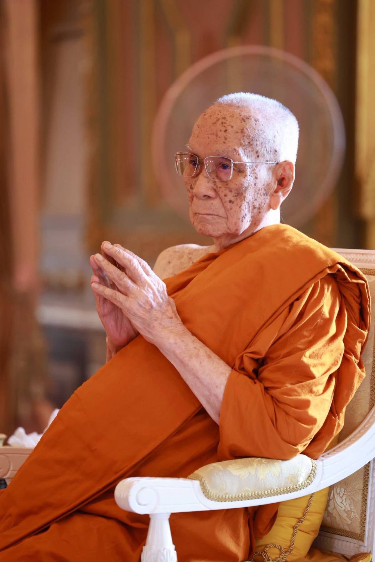 พระสังฆราช 25 ตุลาคม 2568 ทรงบำเพ็ญพระกุศลทรงสังฆทานอุทิศถวายพระราชกุศล แด่สมเด็จพระนางเจ้าสิริกิติ์