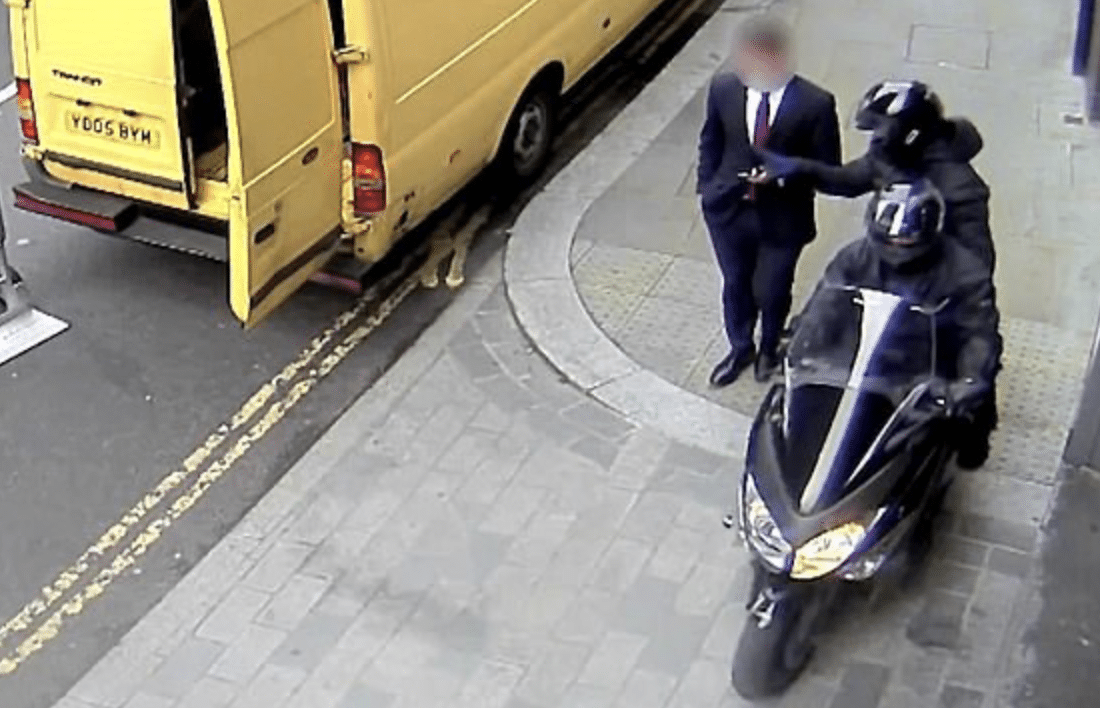 อังกฤษเมืองผู้ดี แต่โจรปล้นมือถือ พุ่ง 8 หมื่นเครื่องใน 1 ปี เครือข่ายข้ามชาติส่งขายจีน