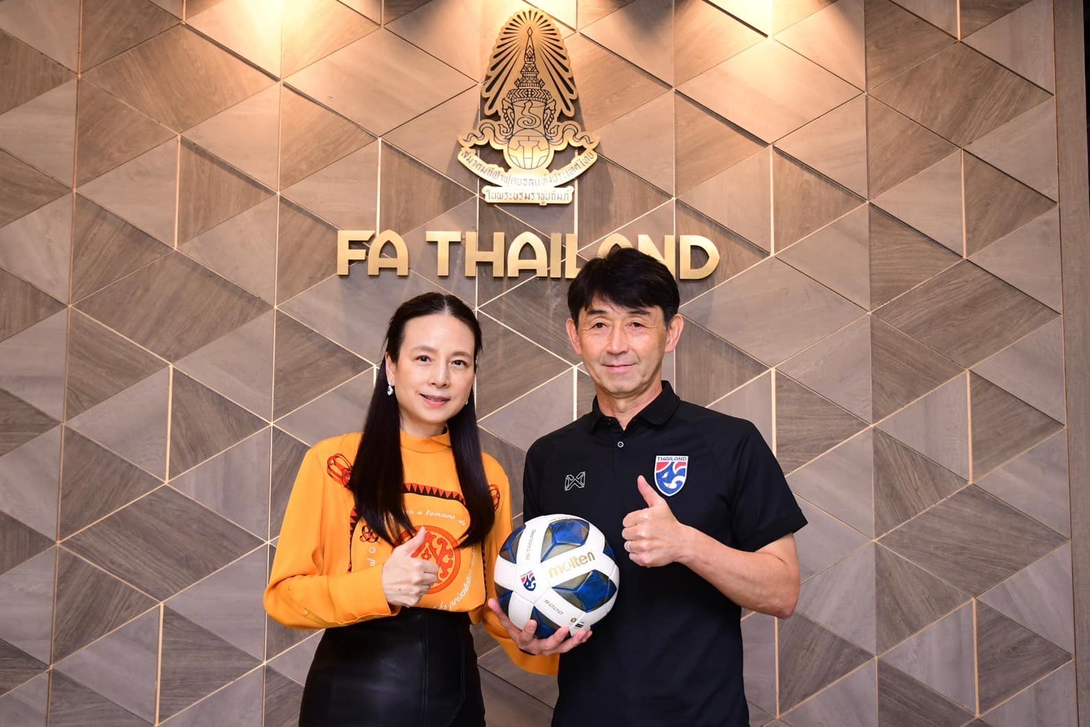 มาดามแป้งตอนเปิดตัวอิชิอิ