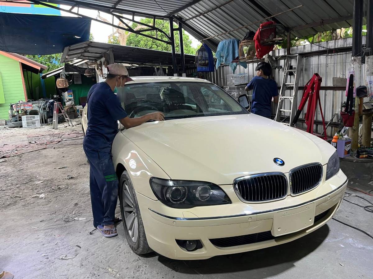 อู่ซ่อมรถพระพันปี