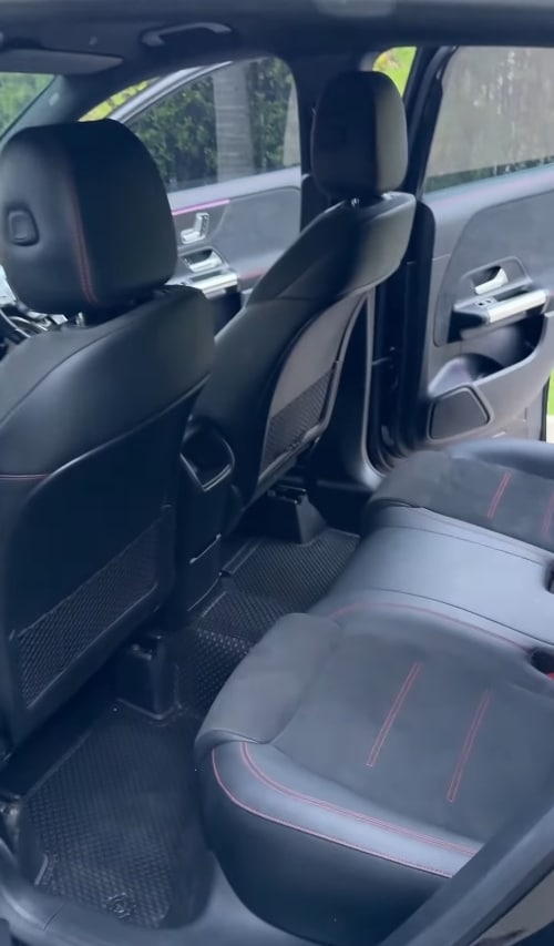 เนย โชติกา ประกาศขายรถหรู-5