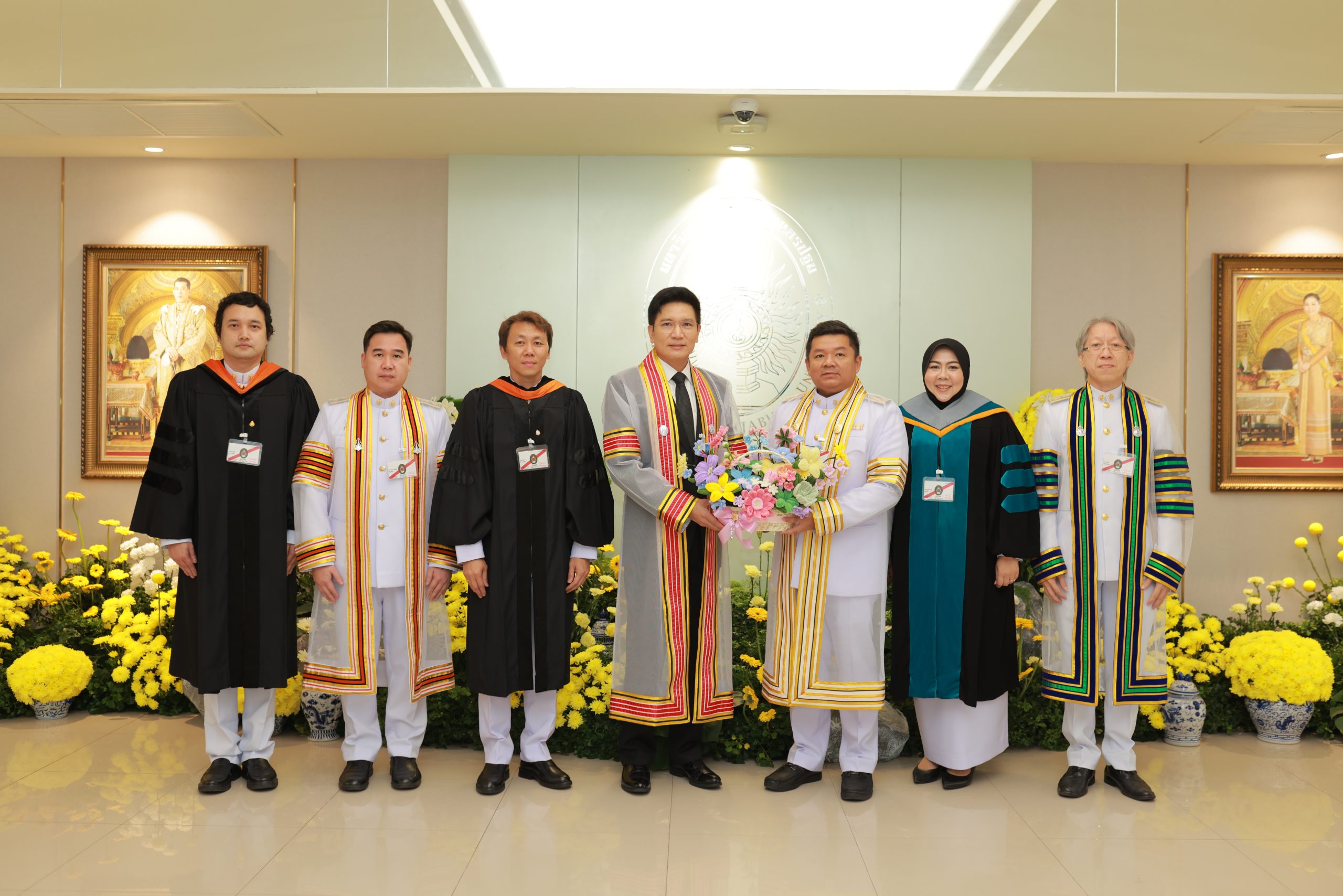 แสดงความยินดีกับ คุณอัฐ ทองแตง