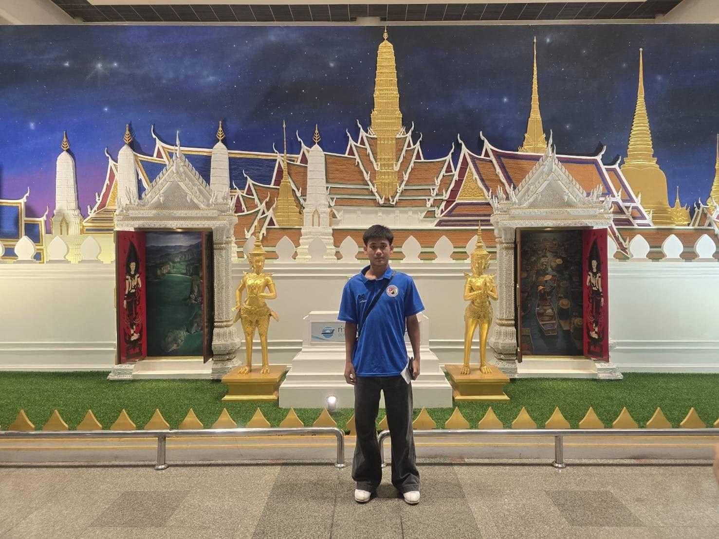 พายัก สีพะนม ทีมชาติลาว