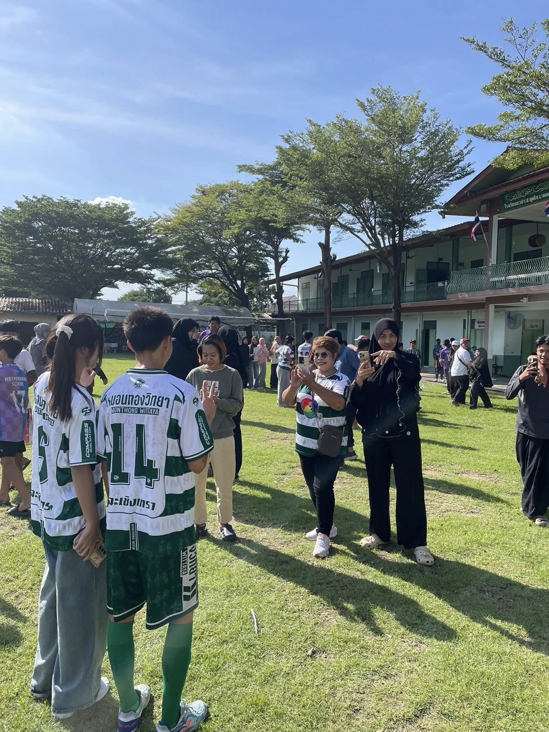 หมอนทองวิทยา